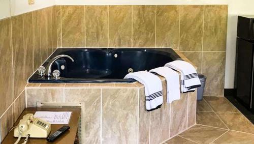 Koupelna v ubytování Relax Inn Altoona