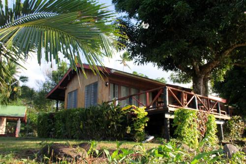 Zahrada ubytování Maravu Taveuni Lodge
