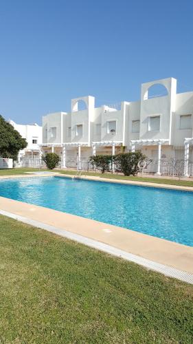 Homes of Spain, Casa Duplex Urbanizacion Fuentemar a 400m de ...