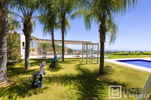 Kolam renang di atau dekat dengan Luxury Modern 5BR Villa - Infinity pool & Panoramic sea views