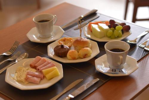 Jídlo v hotelu nebo okolí