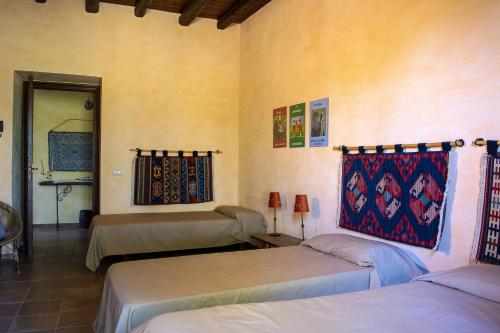 En eller flere senge i et værelse på Spacious house with sea view