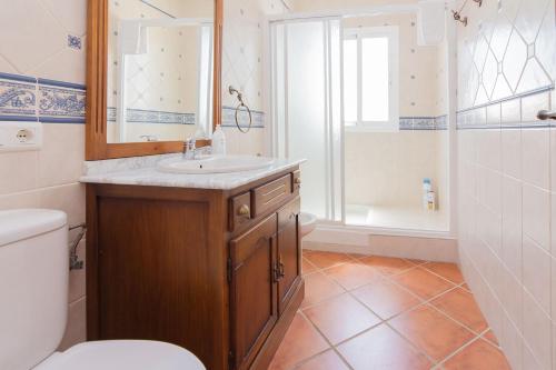 Kúpeľňa v ubytovaní VILLA ANDALUCÍA: cerca de todo, intimidad y espacio