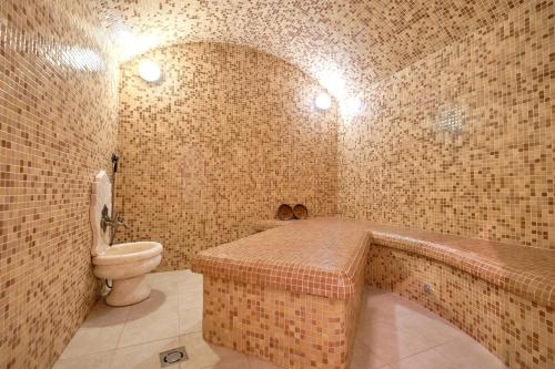 Kylpyhuone majoituspaikassa Boutique Hotel Tatiana Provence