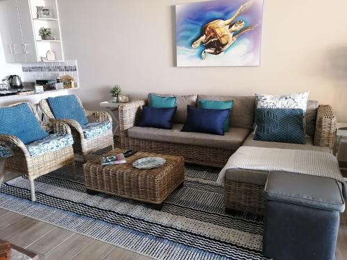 Χώρος καθιστικού στο C-Side Apartment Hibberdene