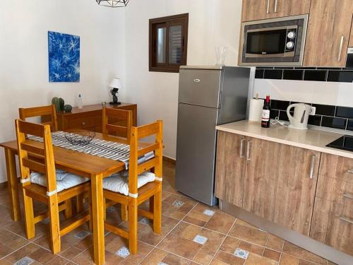 Kuchyň nebo kuchyňský kout v ubytování Banana House