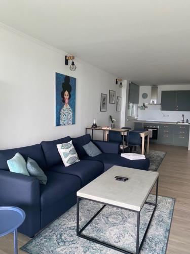 Een zitgedeelte bij Silver Coast Apartman