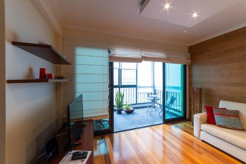 Gallery image of Cozy and Bright Apartment in Machico