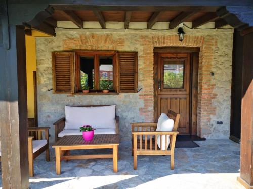 Patio alebo iná vonkajšia časť ubytovania Finca Josefina