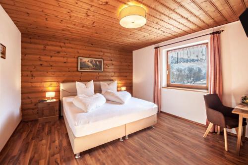 Postel nebo postele na pokoji v ubytování Ferienwohnung Brugger 6 Personen