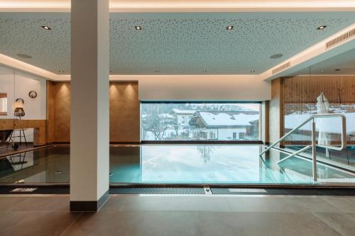 PoSt Boutique Apartmentsの敷地内または近くにあるプール