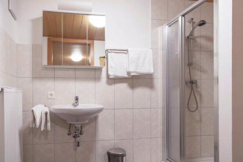 Koupelna v ubytování Gasthof Schindler