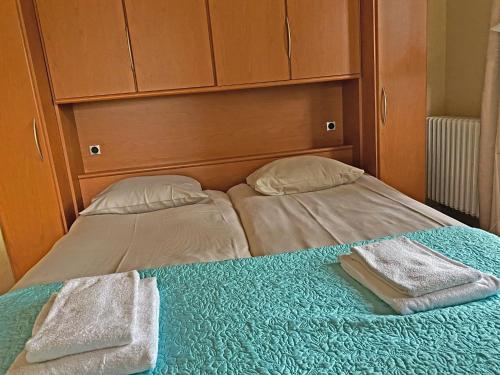 Postel nebo postele na pokoji v ubytování Villa Prinsenhof # Eén