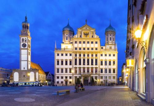 Afbeelding uit fotogalerij van Stadthotel Augsburg in Augsburg