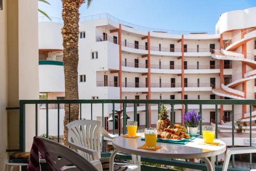 211 Los Cristianos First Sea Line, swimming pool