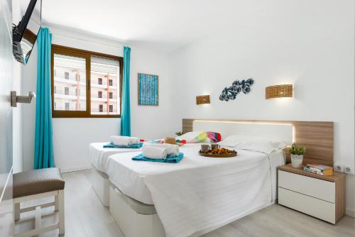 211 Los Cristianos First Sea Line, swimming pool