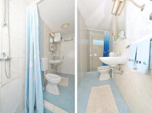 2 immagini di un bagno con servizi igienici e lavandino di Villa Marini dvori a Trogir