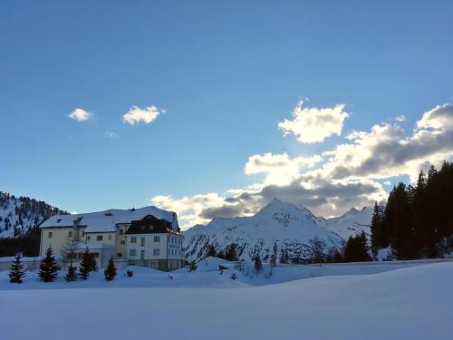 Gallery image of Maloja Kulm Hotel in Maloja