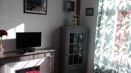 Μια τηλεόραση ή/και κέντρο ψυχαγωγίας στο Le Relais De Rochepaule