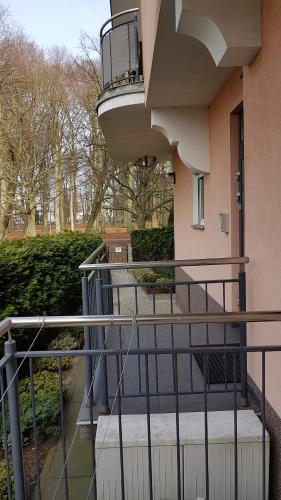 A balcony or terrace at Apartament Spacerowa z balkonem