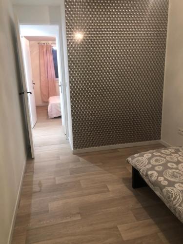 Photo de la galerie de l'établissement F3 AVEC PARKING ROUEN COTE DOCK76, à Rouen