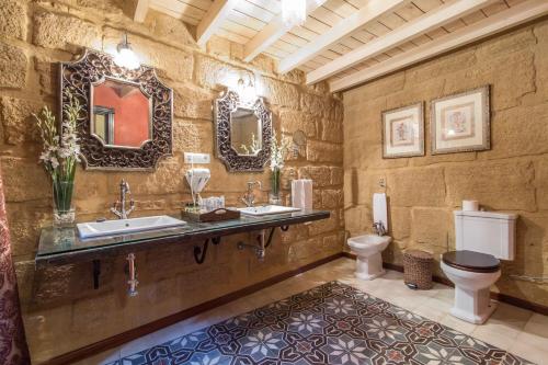 Kúpeľňa v ubytovaní La Casona de Calderón Gastronomic & Boutique Hotel
