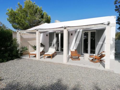 The building in which the holiday home is located