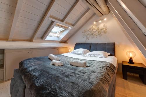The Attic - Ideally located in the old town