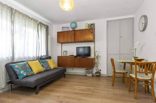 Stylish 1BR Next to Tower Bridge