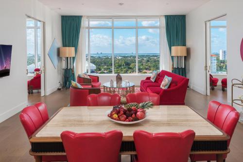 Χώρος καθιστικού στο Faena Hotel Miami Beach