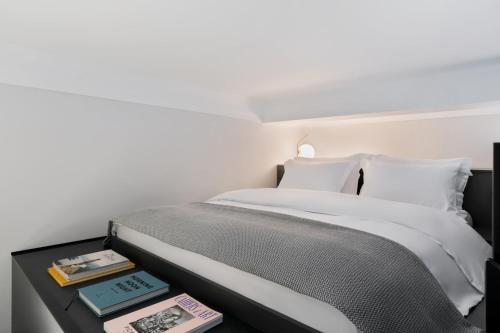 Bumblebee Luxury Apartments 2