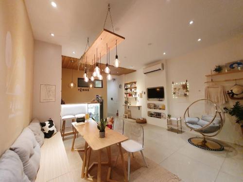 Dapur atau dapur kecil di Warm & Cozy Inn