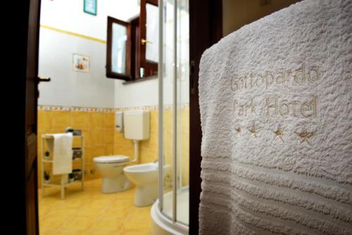 Koupelna v ubytování Gattopardo Park Hotel