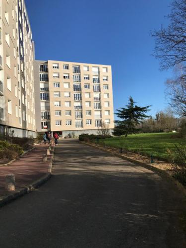 Appart T2 Gare TGV spacieux et tout équipé