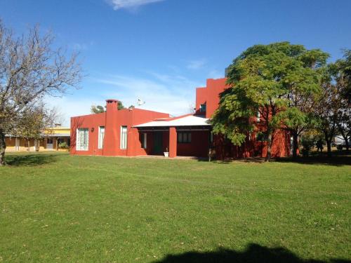 El edificio en el que está la casa de vacaciones