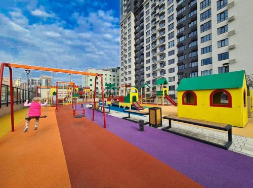Children's play area sa VICTORY-21 LUXURY APARTMENT CEnTER