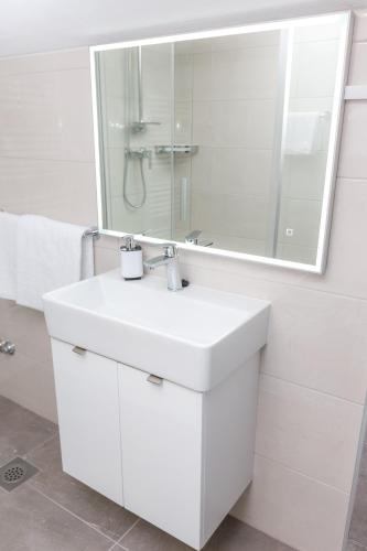 Ένα μπάνιο στο Apartmani Villa Paulo