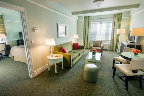 Hotel Beacon Image