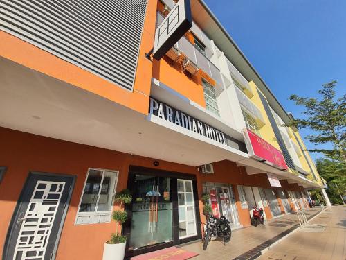 Afbeelding uit fotogalerij van PARADIAN HOTEL in Seremban