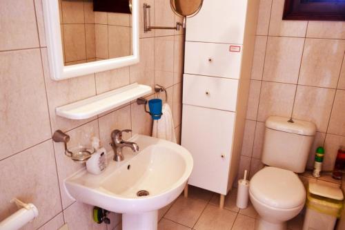Kúpeľňa v ubytovaní Villa Ravdoucha Homeleader