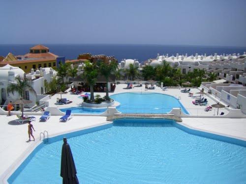 Bazén v ubytování Adeje Paradise en Playa Paraiso nebo v jeho okolí