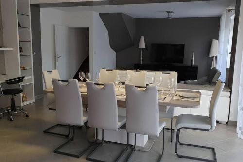 Maison \"BIZY FAMILY\"