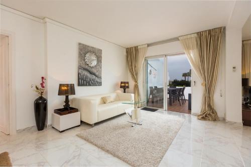 Apartment Andalucia Garden Puerto Banus with Sea Views