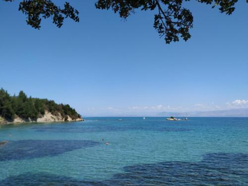 a view of a large body of water at Notoshouse in Nótos