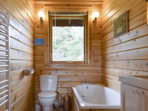 Kopalnica v nastanitvi Secluded 3Bed Lodge with hot tub North Yorkshire