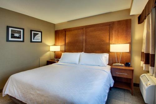 Holiday Inn Express Washington DC Silver Spring, an IHG Hotel Image