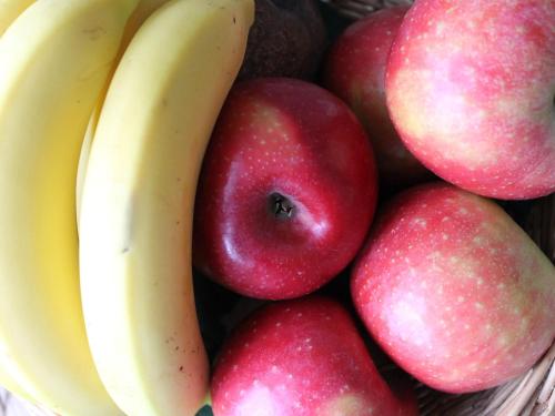 Makanan di atau berdekatan rumah percutian
