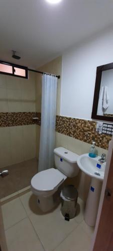 A bathroom at Apartasol Reserva La Colina