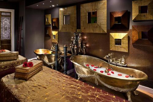 Un baño de Hotel Fenix Gran Meliá - The Leading Hotels of the World