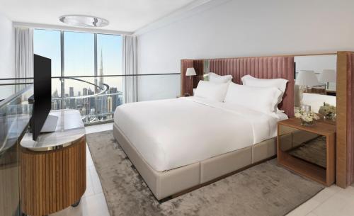 SLS Dubai Hotel & Residences Image